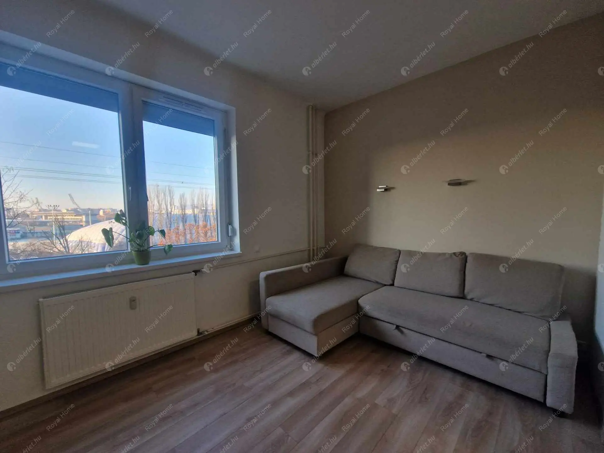 Kiadó albérlet 210000 Ft/hó áron: Budapest, XIII. kerület  Tahi utca. Mérete: 33 nm, 1 szobás | Alberlet.hu - 6165975