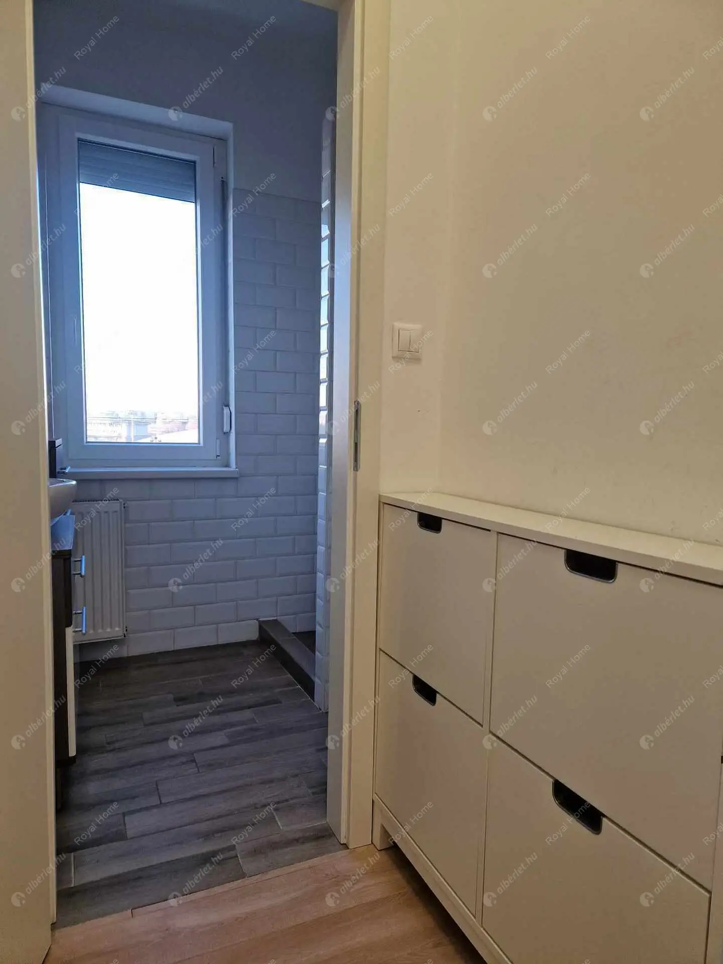 Kiadó albérlet 210000 Ft/hó áron: Budapest, XIII. kerület  Tahi utca. Mérete: 33 nm, 1 szobás | Alberlet.hu - 6165979