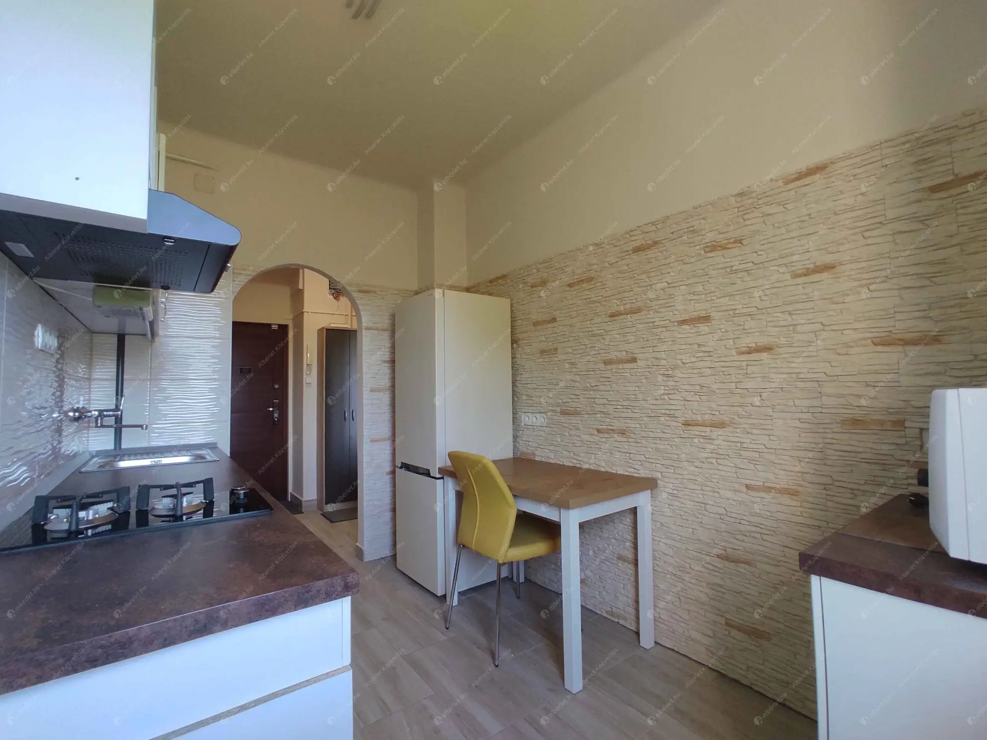 Kiadó albérlet 170000 Ft/hó áron: Budapest, XIII. kerület  Tahi utca. Mérete: 33 nm, 1 szobás | Alberlet.hu - 6595327