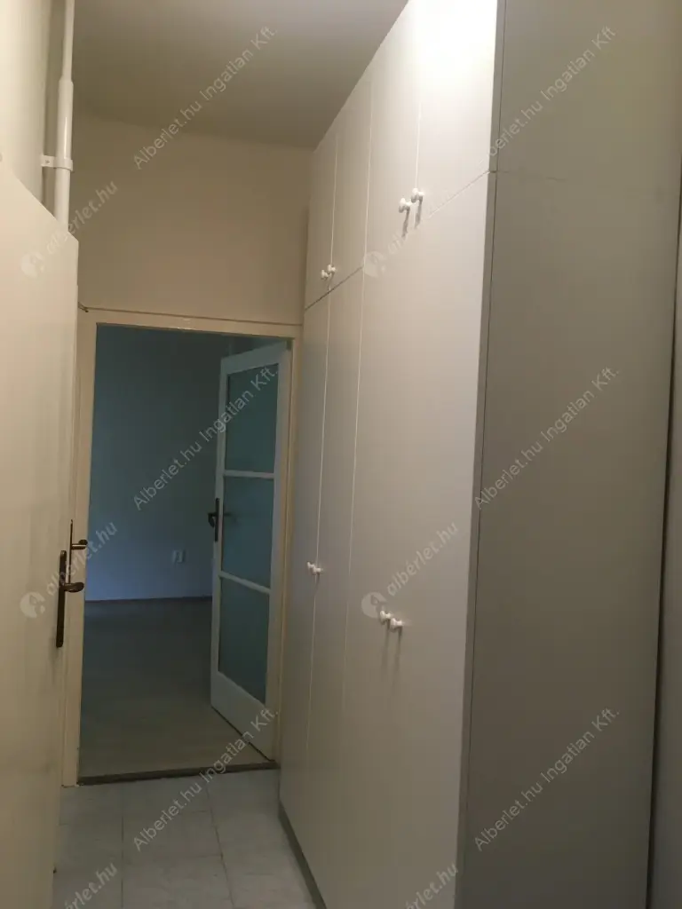 Kiadó albérlet 190000 Ft/hó áron: Budapest, XIII. kerület  Tahi utca. Mérete: 38 nm, 1 szobás | Alberlet.hu - 6575665