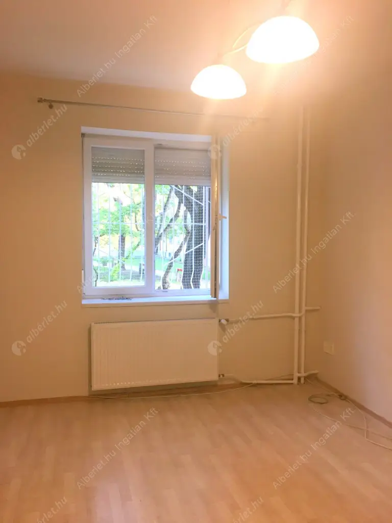 Kiadó albérlet 180000 Ft/hó áron: Budapest, XIII. kerület  Tahi utca. Mérete: 38 nm, 1 szobás | Alberlet.hu - 6581673
