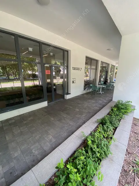 Kiadó albérlet 265000 Ft/hó áron: Budapest, XIII. kerület  Taksony utca. Mérete: 35 nm, 1 szobás | Alberlet.hu - 6583041