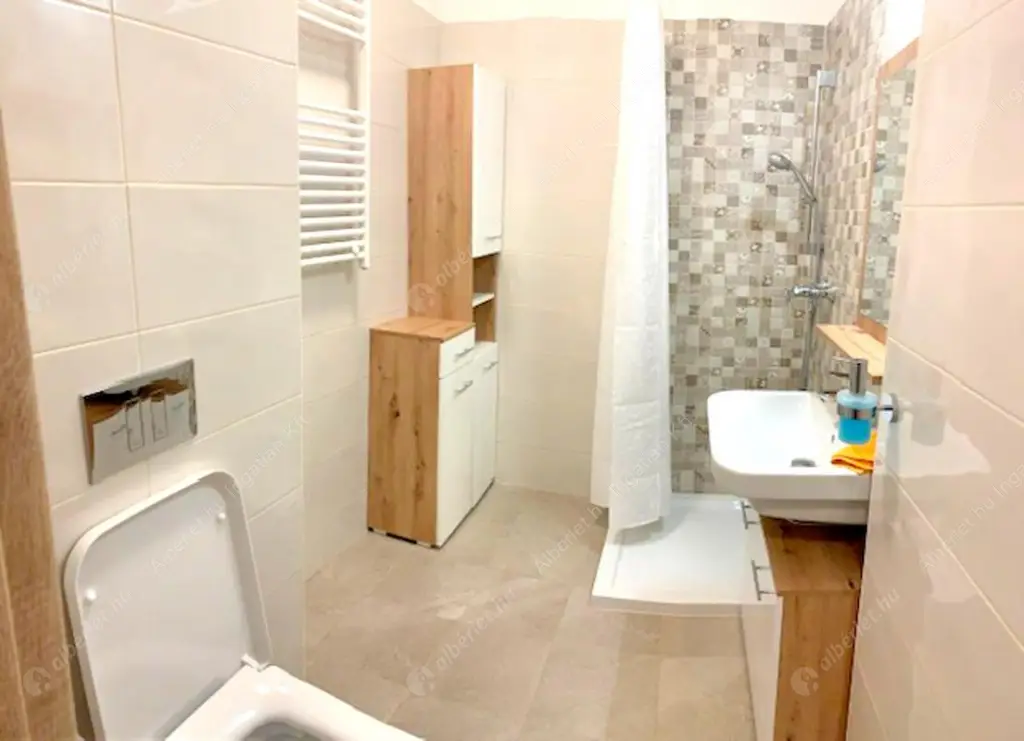 Kiadó albérlet 265000 Ft/hó áron: Budapest, XIII. kerület  Taksony utca. Mérete: 35 nm, 1 szobás | Alberlet.hu - 6624141