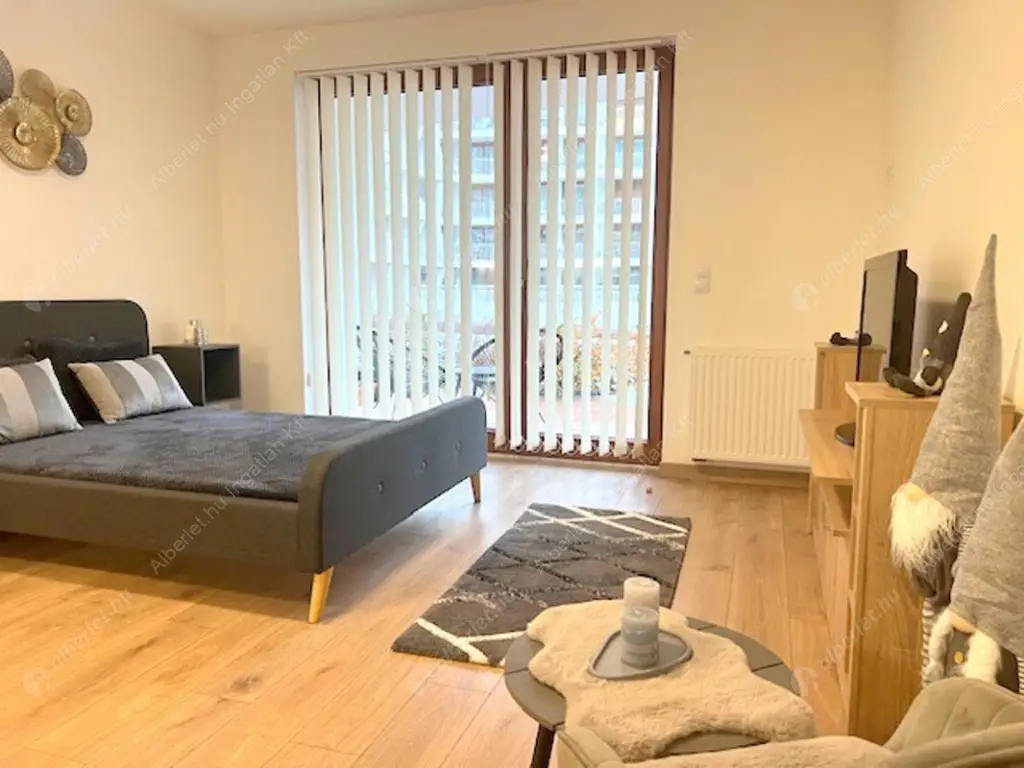 Kiadó albérlet 265000 Ft/hó áron: Budapest, XIII. kerület  Taksony utca. Mérete: 35 nm, 1 szobás | Alberlet.hu - 6638425