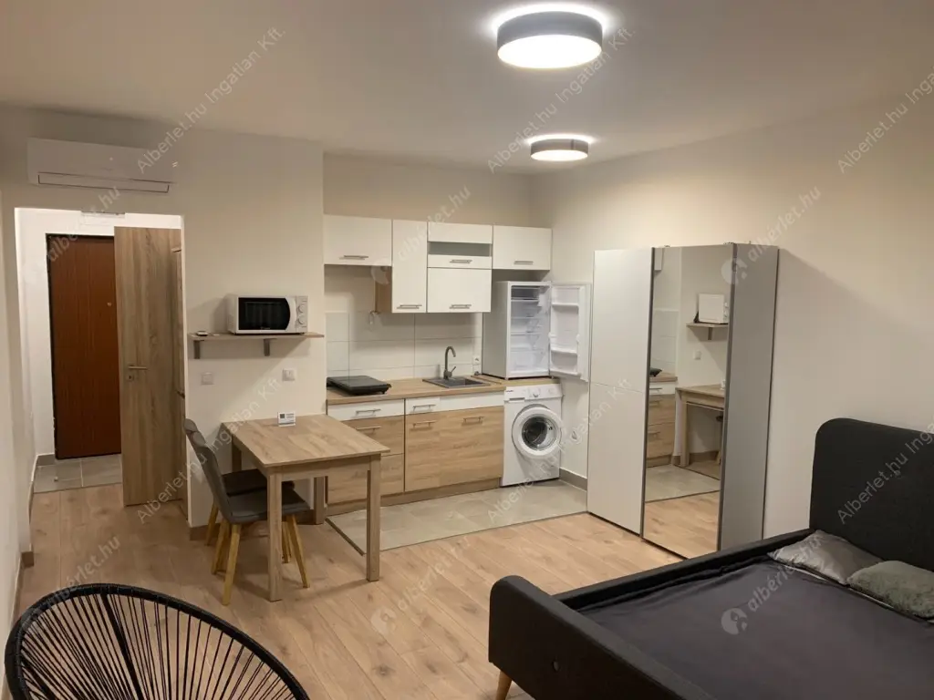 Kiadó albérlet 265000 Ft/hó áron: Budapest, XIII. kerület  Taksony utca. Mérete: 35 nm, 1 szobás | Alberlet.hu - 6638429