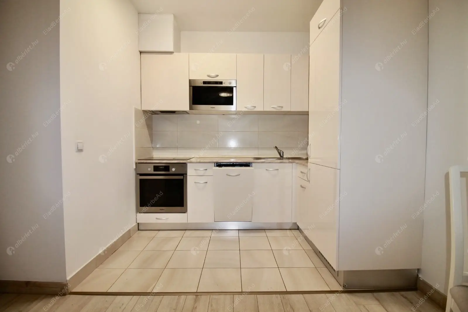 Kiadó albérlet 305000 Ft/hó áron: Budapest, XIII. kerület  Taksony utca. Mérete: 43 nm, 2 szobás | Alberlet.hu - 6638610