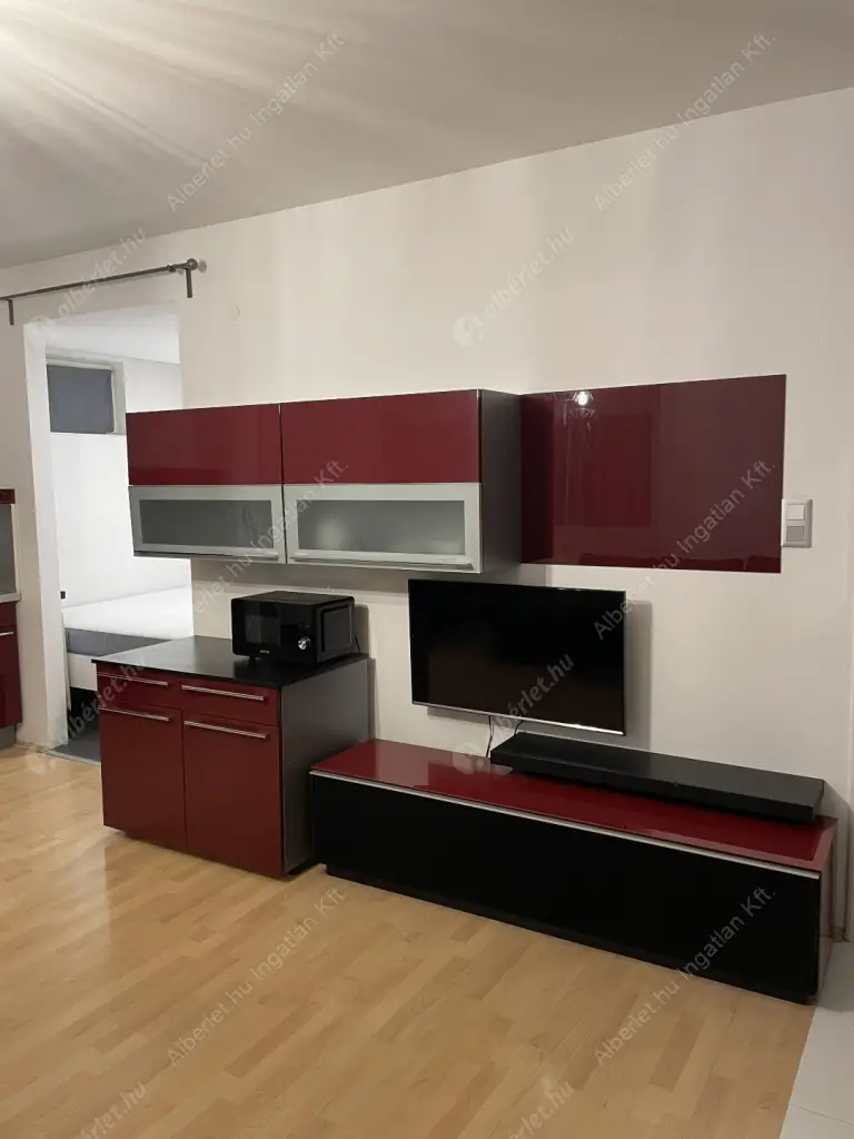 Kiadó albérlet 270000 Ft/hó áron: Budapest, XIII. kerület  Teve utca. Mérete: 39 nm, 1 szobás | Alberlet.hu - 6631828