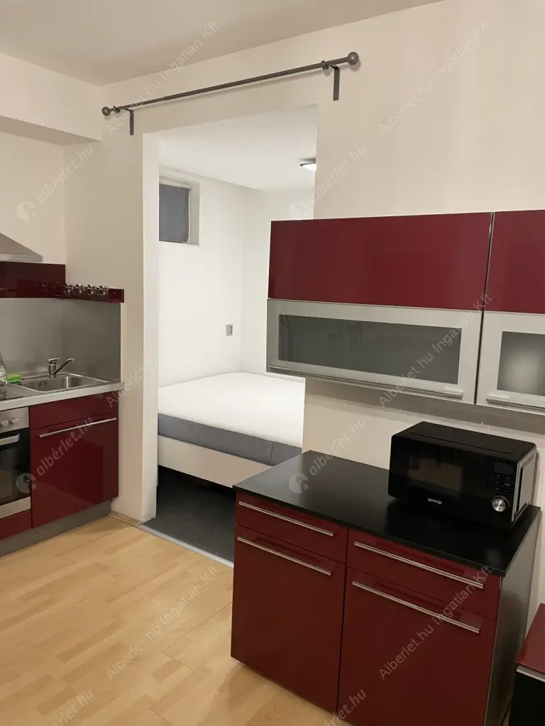 Kiadó albérlet 270000 Ft/hó áron: Budapest, XIII. kerület  Teve utca. Mérete: 39 nm, 1 szobás | Alberlet.hu - 6631831