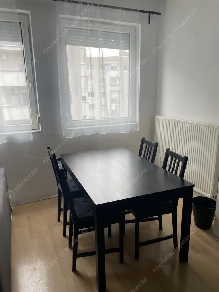 Kiadó albérlet 270000 Ft/hó áron: Budapest, XIII. kerület  Teve utca. Mérete: 39 nm, 1 szobás | Alberlet.hu - 6631842
