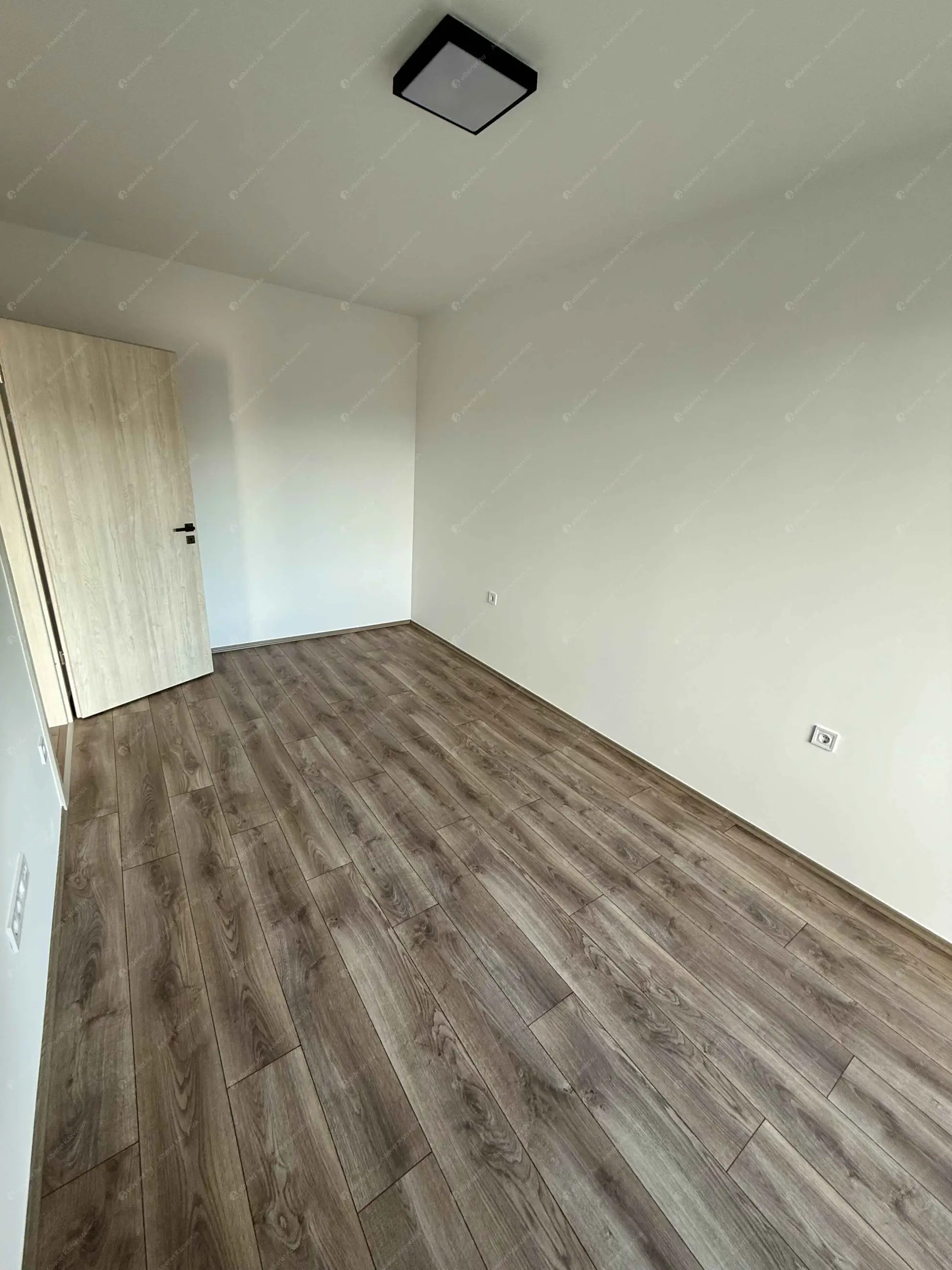 Kiadó albérlet 249000 Ft/hó áron: Budapest, XIII. kerület  Teve utca. Mérete: 41 nm, 2 szobás | Alberlet.hu - 6553843