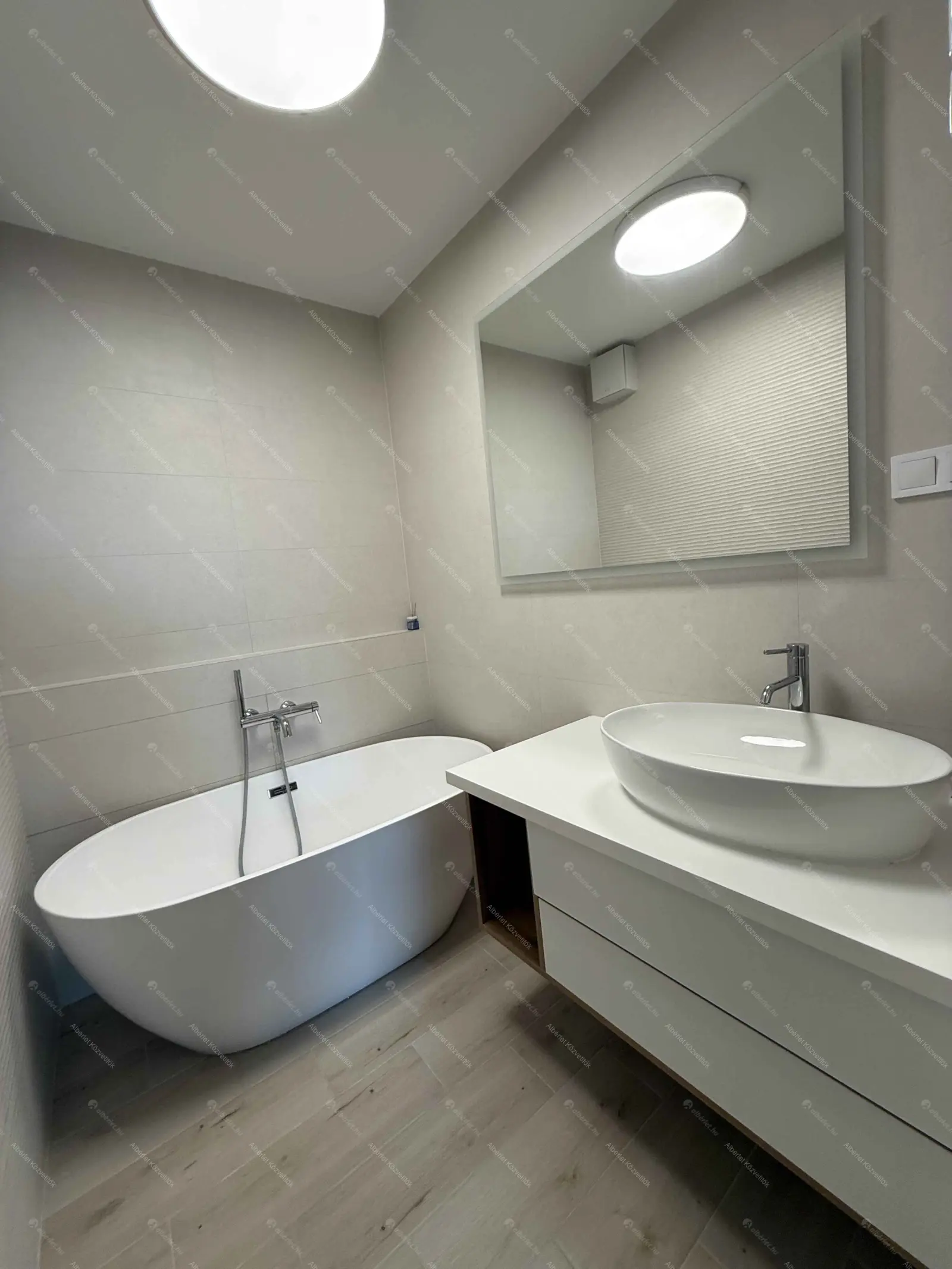 Kiadó albérlet 310000 Ft/hó áron: Budapest, XIII. kerület  Teve utca. Mérete: 42 nm, 2 szobás | Alberlet.hu - 6650715