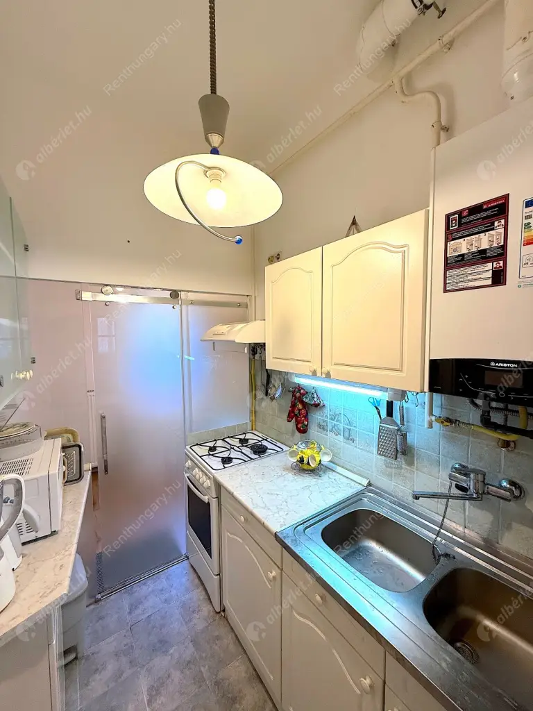 Kiadó albérlet 260000 Ft/hó áron: Budapest, XIII. kerület  Thurzó utca. Mérete: 46 nm, 2 szobás | Alberlet.hu - 6584452