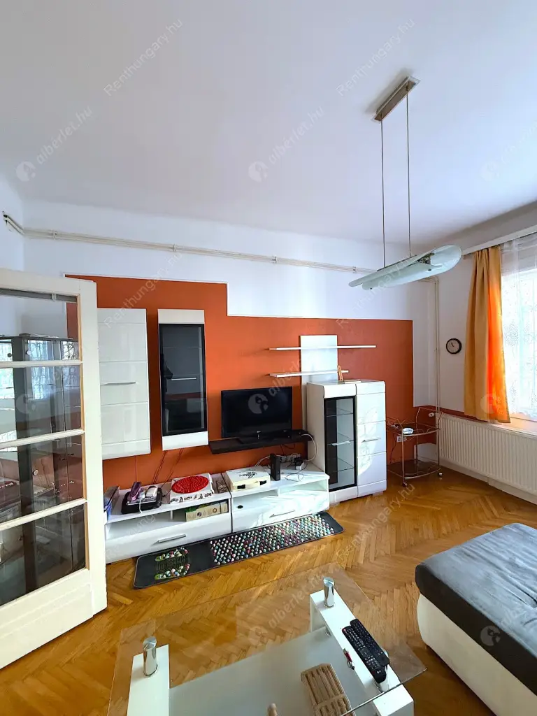 Kiadó albérlet 260000 Ft/hó áron: Budapest, XIII. kerület  Thurzó utca. Mérete: 46 nm, 2 szobás | Alberlet.hu - 6584456