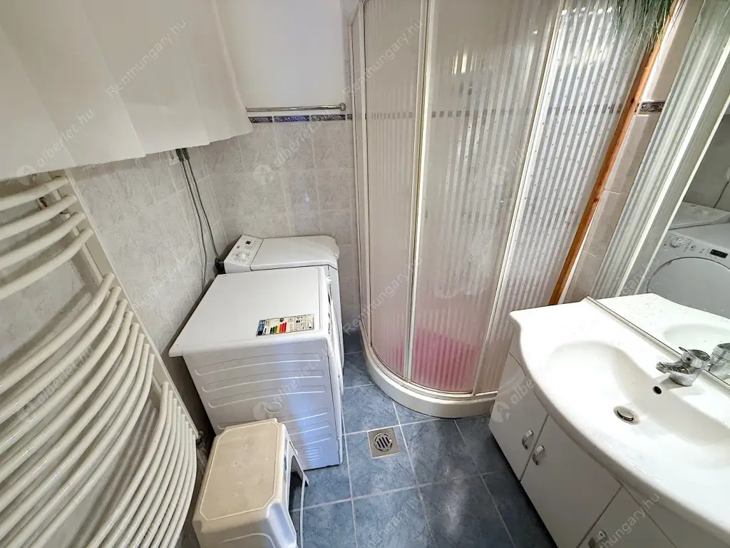 Kiadó albérlet 250000 Ft/hó áron: Budapest, XIII. kerület  Thurzó utca. Mérete: 46 nm, 2 szobás | Alberlet.hu - 6606339