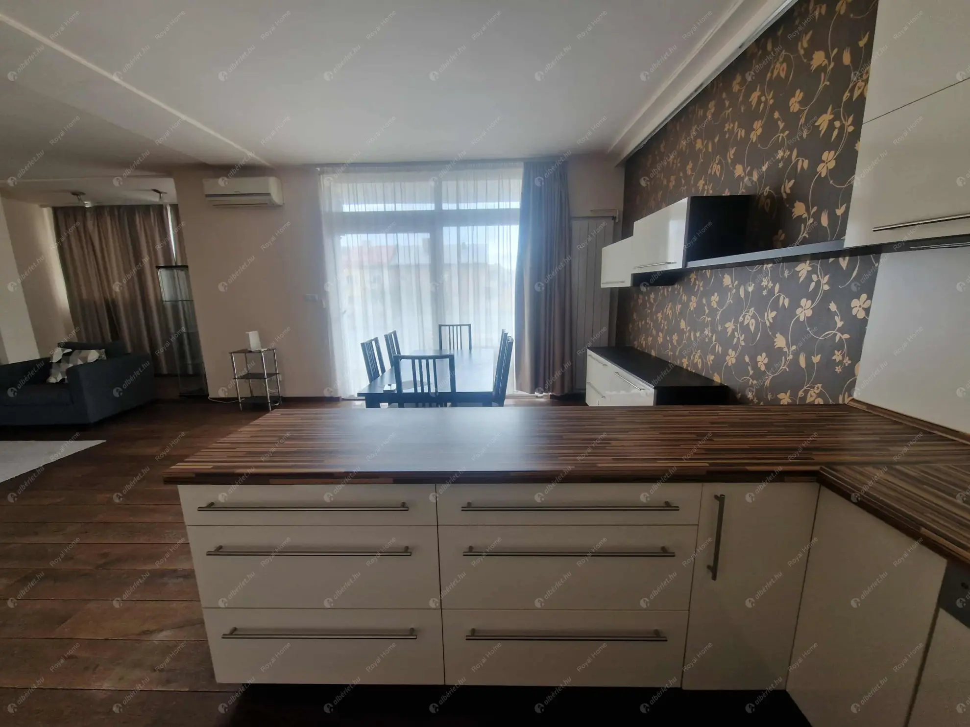 Kiadó albérlet 390000 Ft/hó áron: Budapest, XIII. kerület  Thurzó utca. Mérete: 80 nm, 2 szobás | Alberlet.hu - 6557063