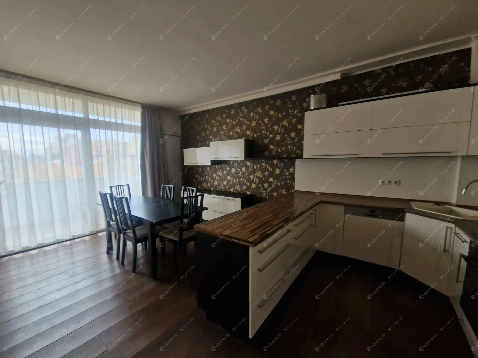 Kiadó albérlet 390000 Ft/hó áron: Budapest, XIII. kerület  Thurzó utca. Mérete: 80 nm, 2 szobás | Alberlet.hu - 6557067