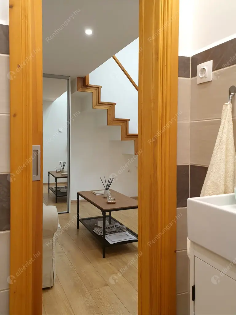 Kiadó albérlet 220000 Ft/hó áron: Budapest, XIII. kerület  Tisza utca. Mérete: 24 nm, 1 szobás | Alberlet.hu - 5518598