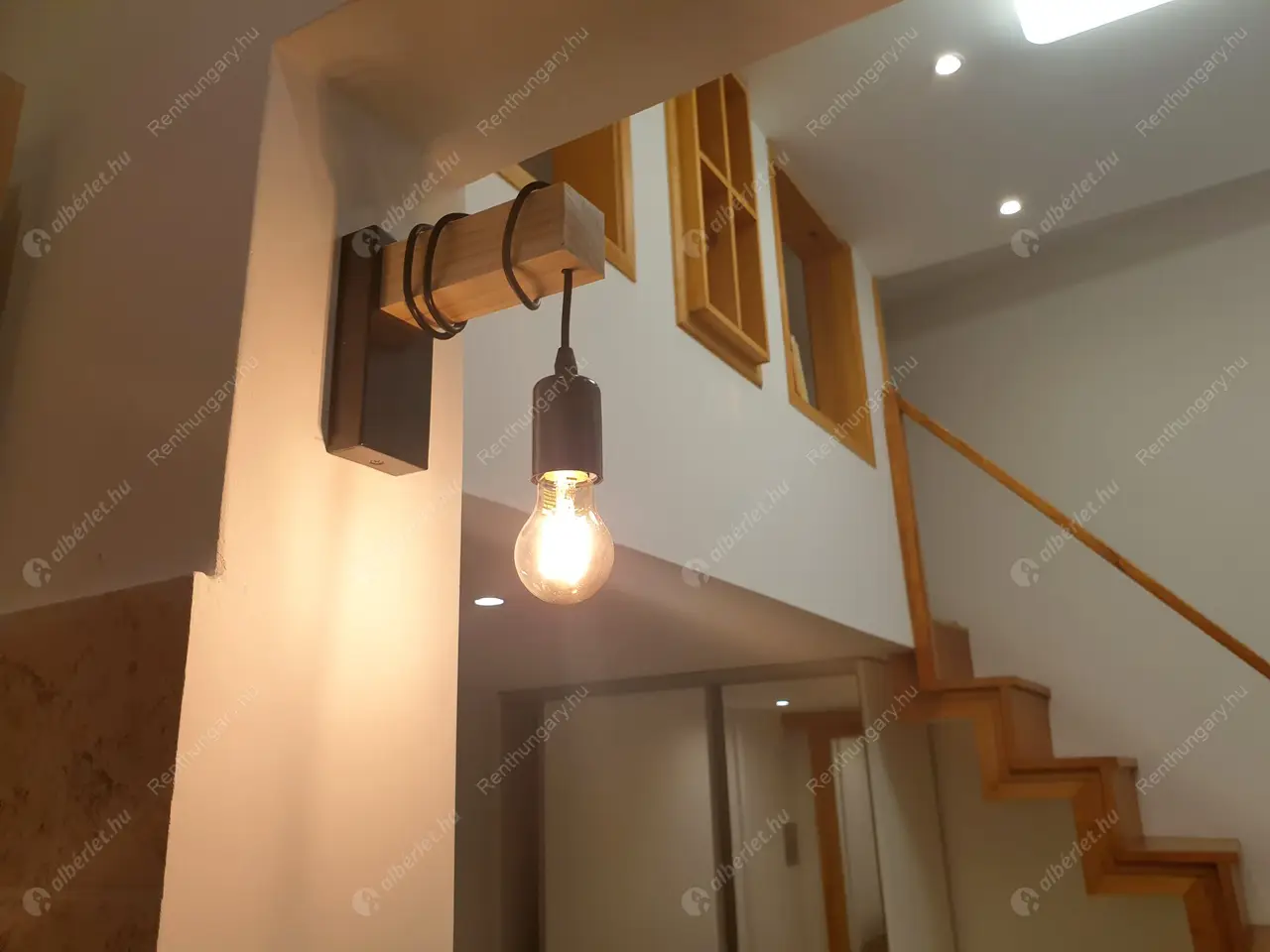 Kiadó albérlet 220000 Ft/hó áron: Budapest, XIII. kerület  Tisza utca. Mérete: 24 nm, 1 szobás | Alberlet.hu - 5518600