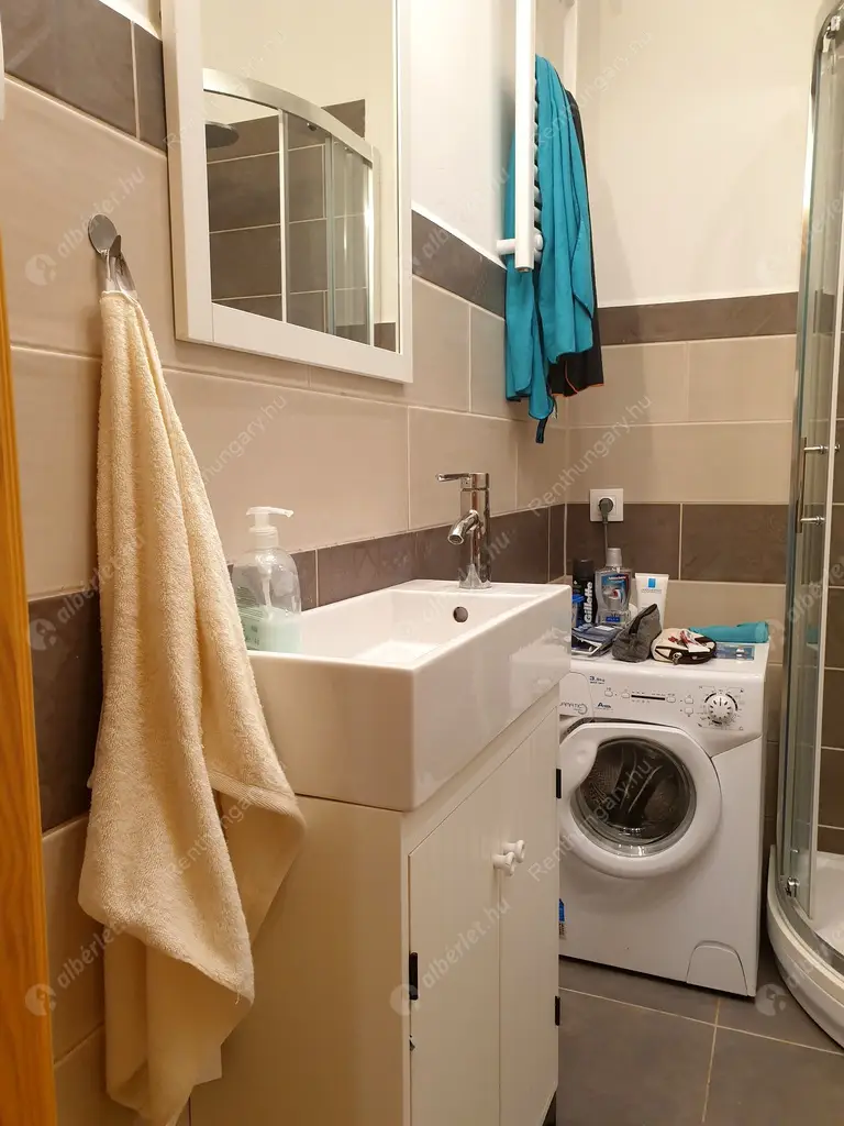 Kiadó albérlet 220000 Ft/hó áron: Budapest, XIII. kerület  Tisza utca. Mérete: 24 nm, 1 szobás | Alberlet.hu - 5518602