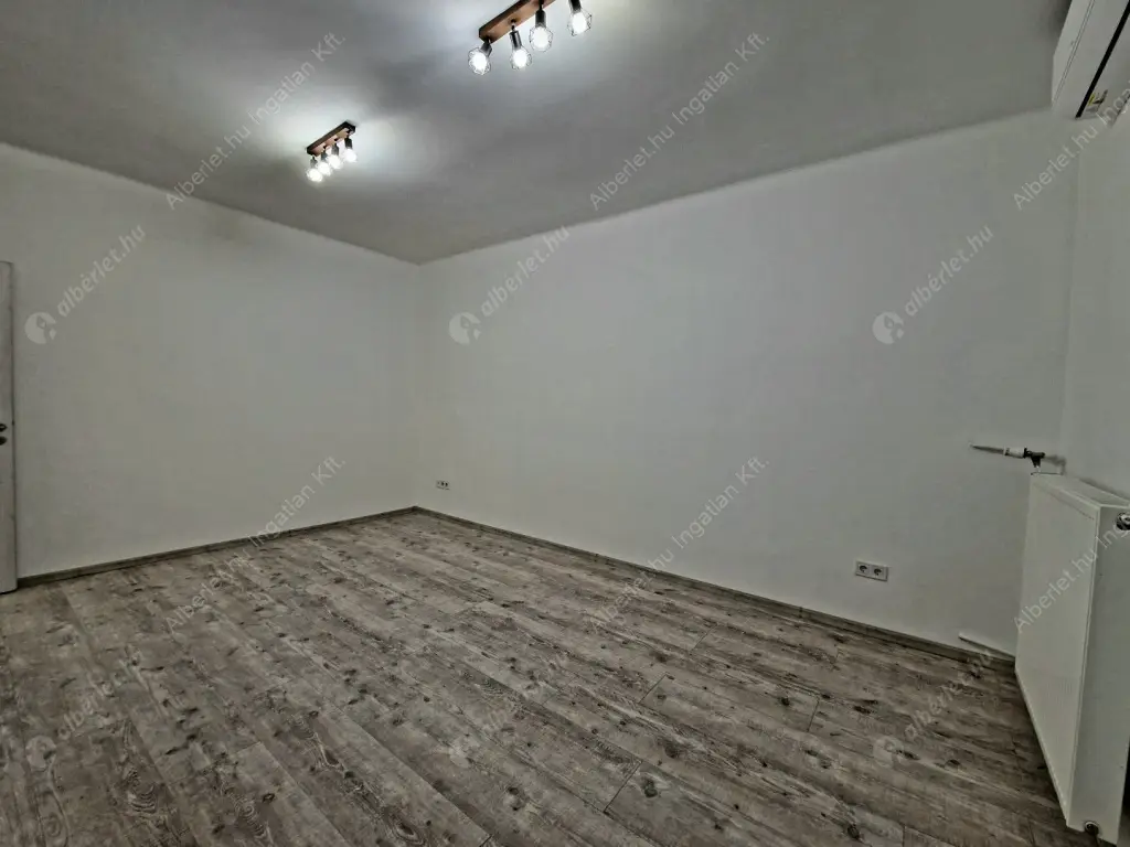 Kiadó albérlet 240000 Ft/hó áron: Budapest, XIII. kerület  Tomori köz. Mérete: 41 nm, 2 szobás | Alberlet.hu - 6579799