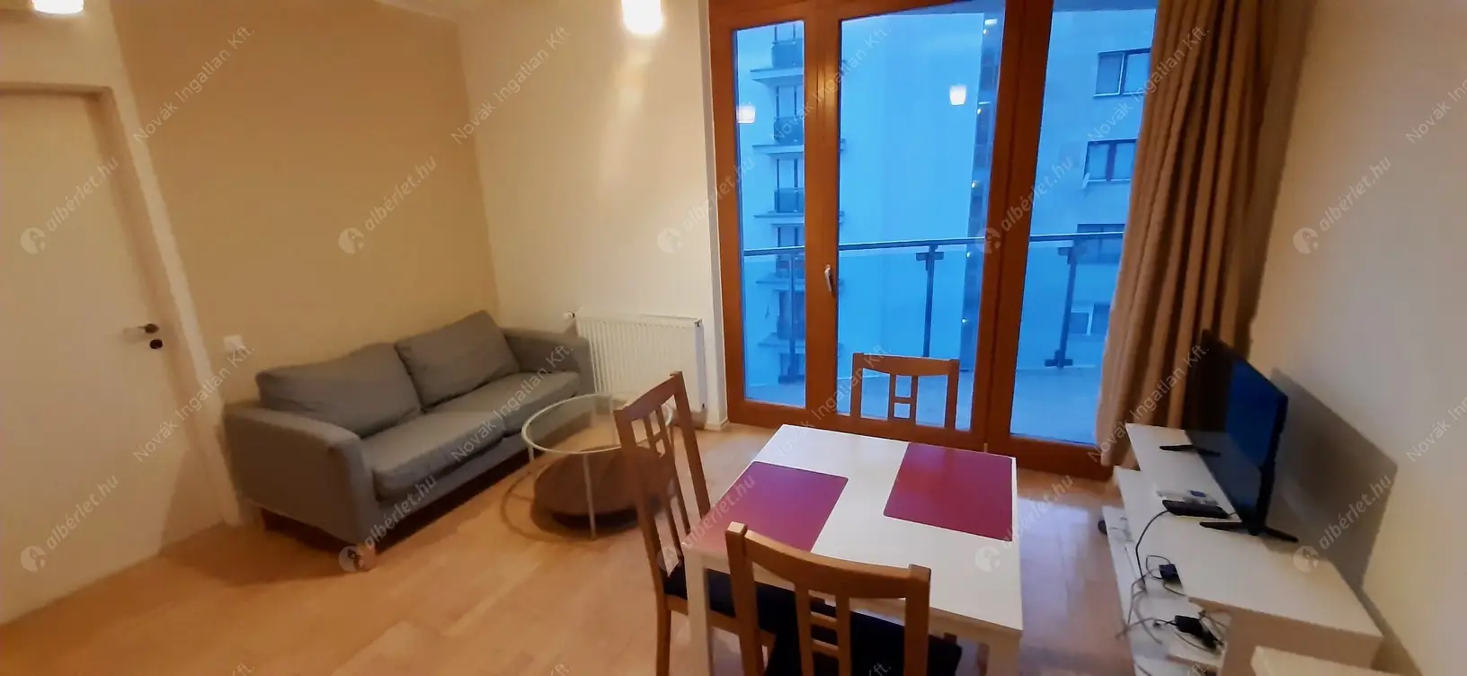 Kiadó albérlet 280000 Ft/hó áron: Budapest, XIII. kerület  Turóc utca. Mérete: 38 nm, 1 szobás | Alberlet.hu - 6632410