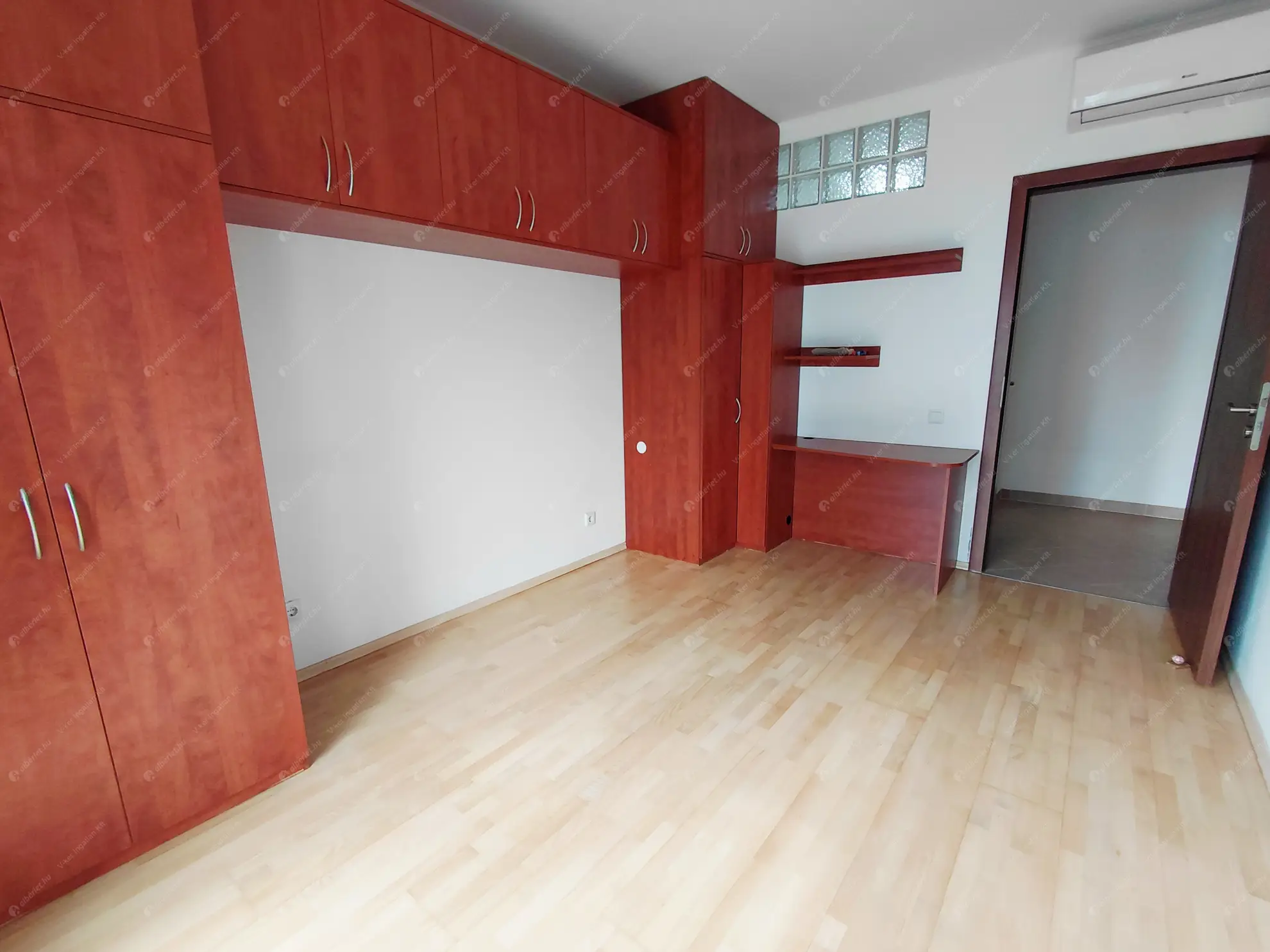 Kiadó albérlet 290000 Ft/hó áron: Budapest, XIII. kerület  Turóc utca. Mérete: 54 nm, 2 szobás | Alberlet.hu - 6596184