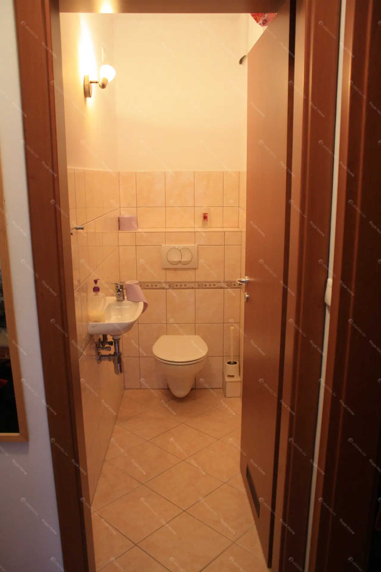 Kiadó albérlet 270000 Ft/hó áron: Budapest, XIII. kerület  Tüzér utca. Mérete: 43 nm, 2 szobás | Alberlet.hu - 6066832