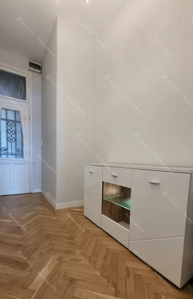 Kiadó albérlet 349000 Ft/hó áron: Budapest, XIII. kerület  Újpesti  rakpart . Mérete: 77 nm, 2 szobás | Alberlet.hu - 6651205