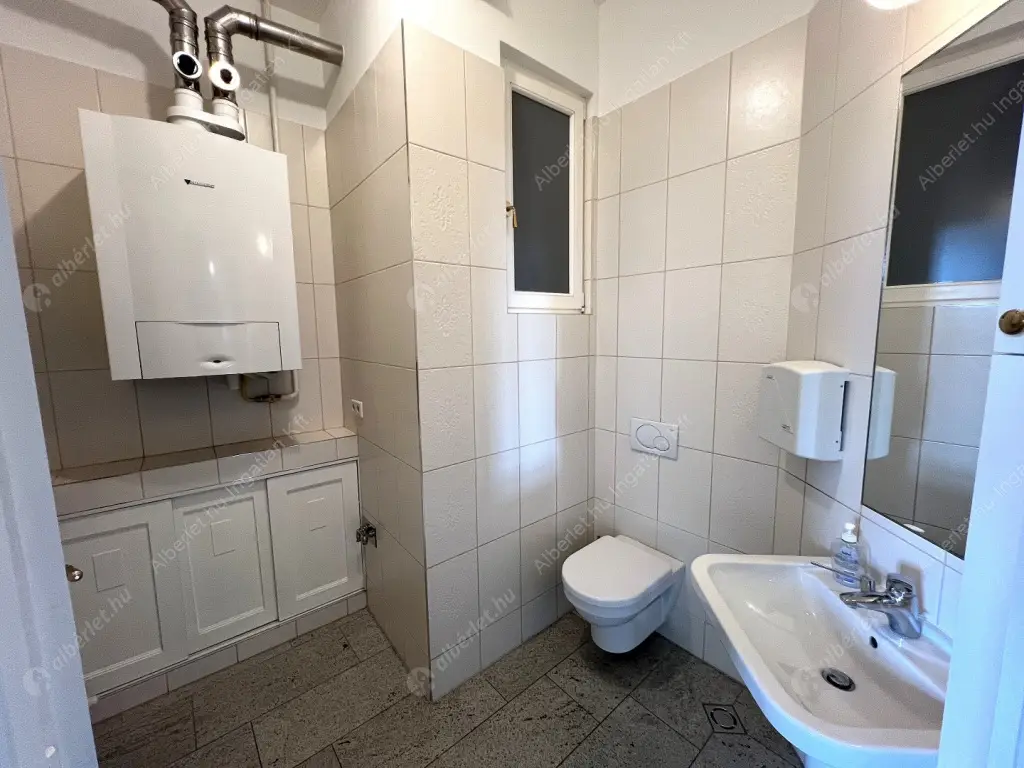 Kiadó albérlet 600000 Ft/hó áron: Budapest, XIII. kerület  Újpesti rakpart. Mérete: 90 nm, 3 szobás | Alberlet.hu - 6614201