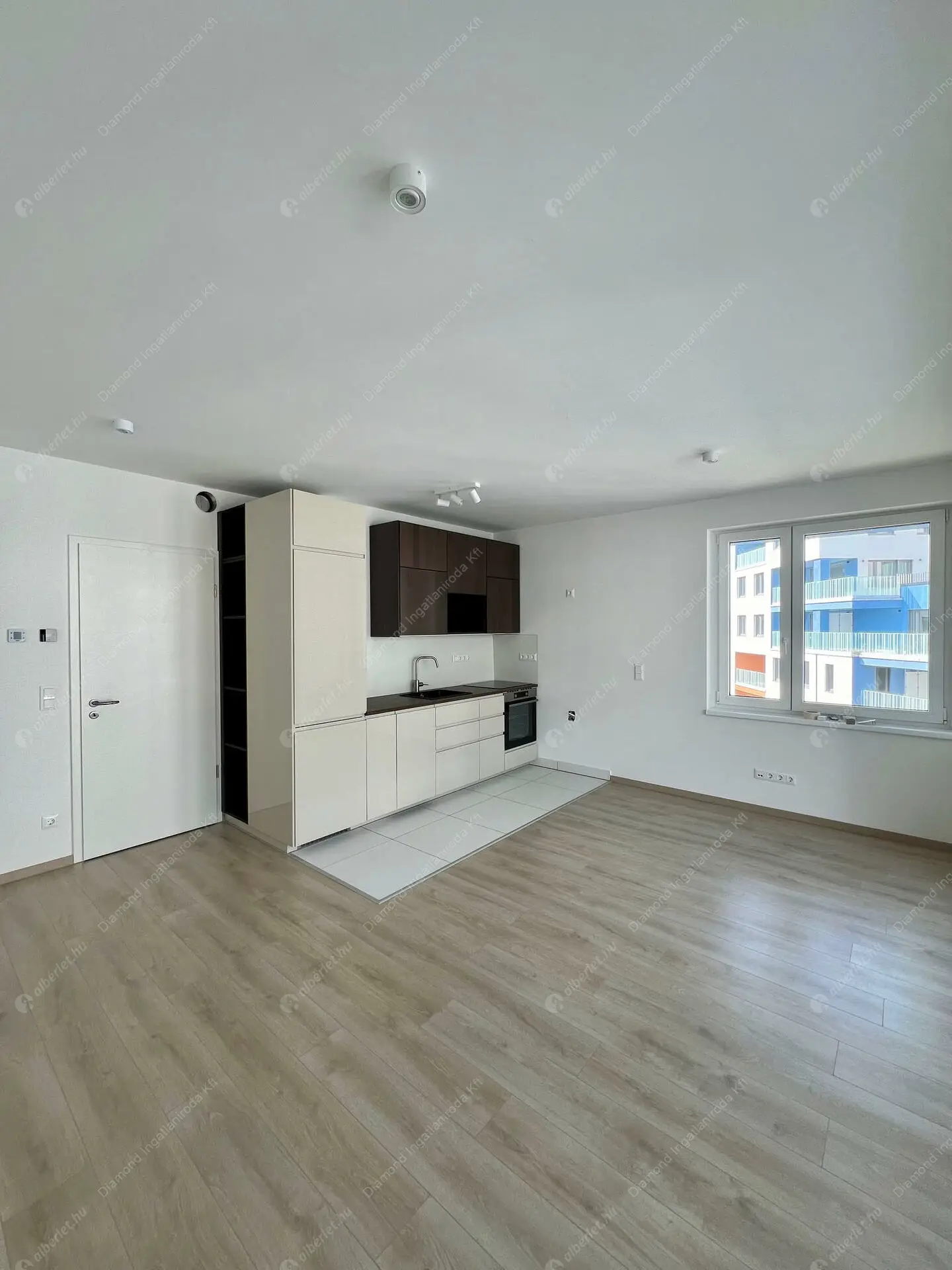 Kiadó albérlet 270000 Ft/hó áron: Budapest, XIII. kerület  Úszódaru utca. Mérete: 31 nm, 1 szobás | Alberlet.hu - 6496141