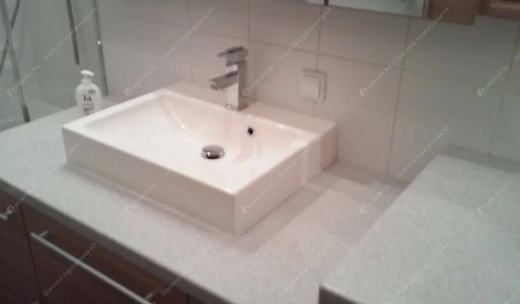 Kiadó albérlet 330000 Ft/hó áron: Budapest, XIII. kerület  Úszódaru utca. Mérete: 51 nm, 2 szobás | Alberlet.hu - 6596680