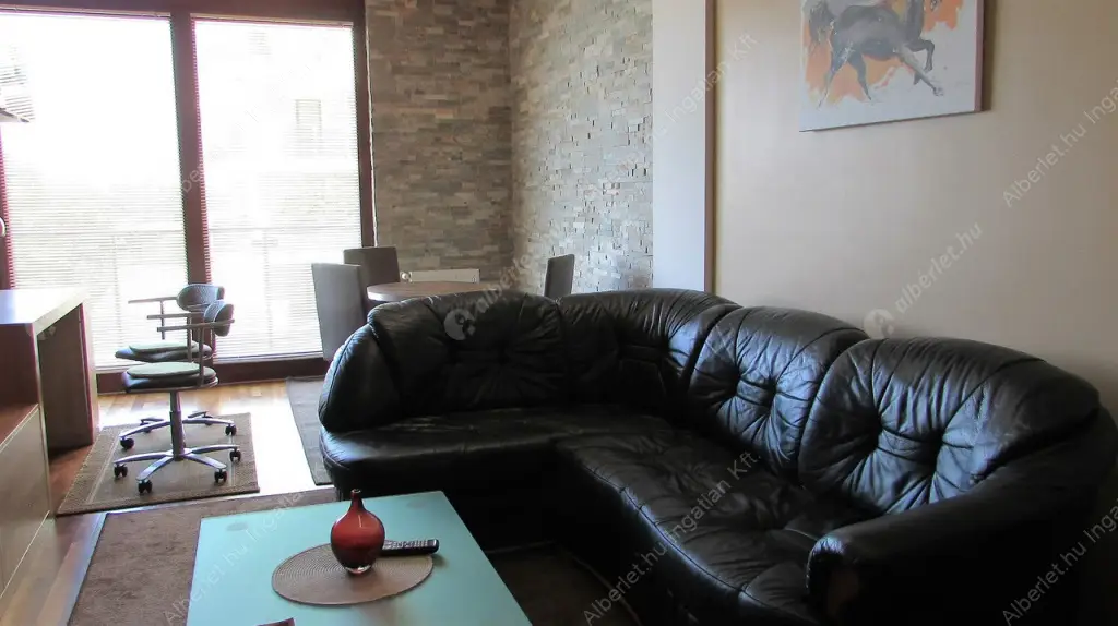 Kiadó albérlet 330000 Ft/hó áron: Budapest, XIII. kerület  Úszódaru utca. Mérete: 51 nm, 2 szobás | Alberlet.hu - 6605902