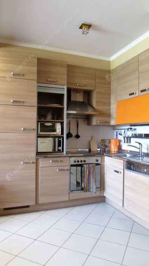 Kiadó albérlet 330000 Ft/hó áron: Budapest, XIII. kerület  Úszódaru utca. Mérete: 51 nm, 2 szobás | Alberlet.hu - 6605903