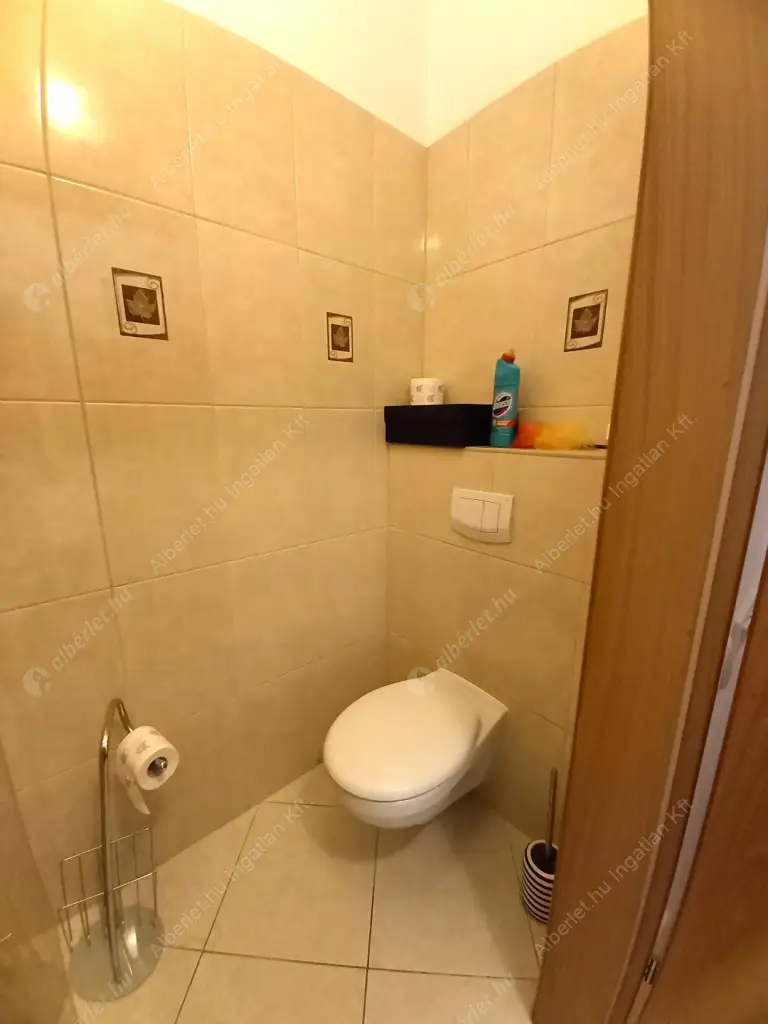 Kiadó albérlet 330000 Ft/hó áron: Budapest, XIII. kerület  Úszódaru utca. Mérete: 55 nm, 2 szobás | Alberlet.hu - 6578750