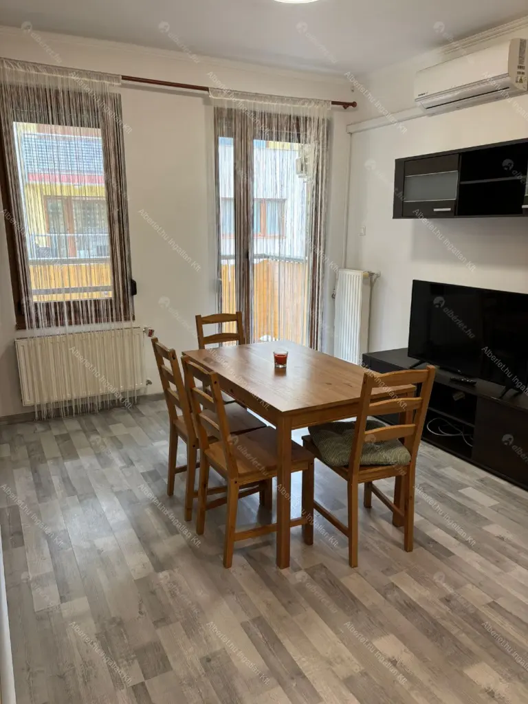 Kiadó albérlet 380000 Ft/hó áron: Budapest, XIII. kerület  Úszódaru utca. Mérete: 58 nm, 3 szobás | Alberlet.hu - 6664684