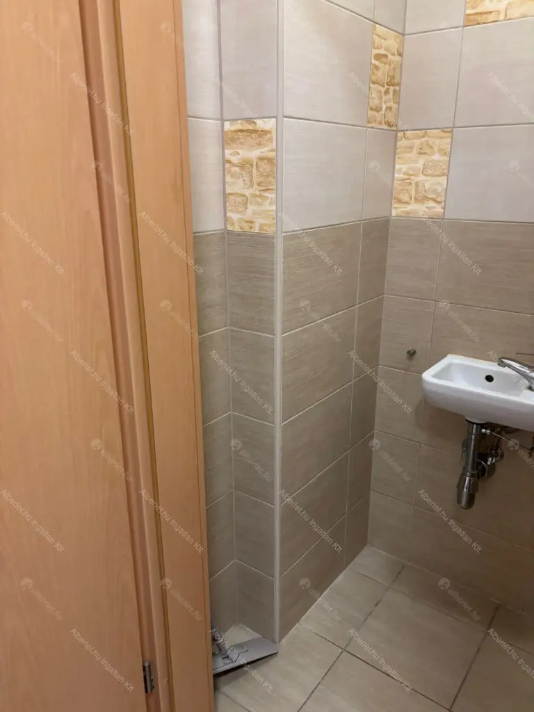 Kiadó albérlet 380000 Ft/hó áron: Budapest, XIII. kerület  Úszódaru utca. Mérete: 58 nm, 3 szobás | Alberlet.hu - 6664692