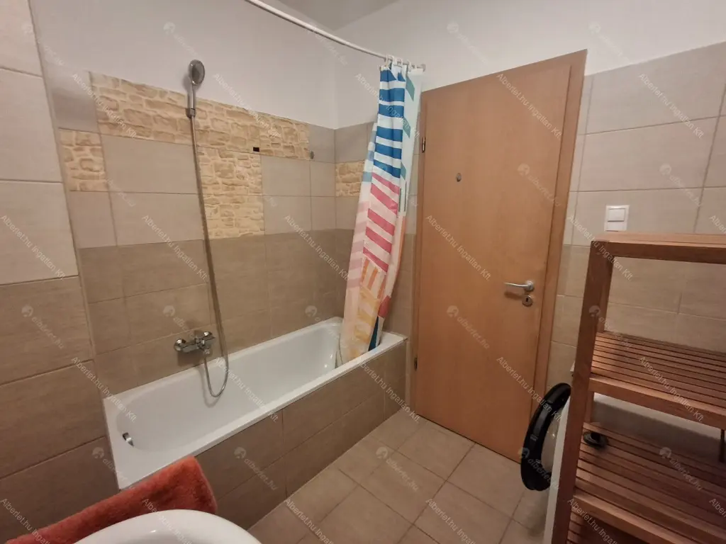 Kiadó albérlet 380000 Ft/hó áron: Budapest, XIII. kerület  Úszódaru utca. Mérete: 58 nm, 3 szobás | Alberlet.hu - 6677044