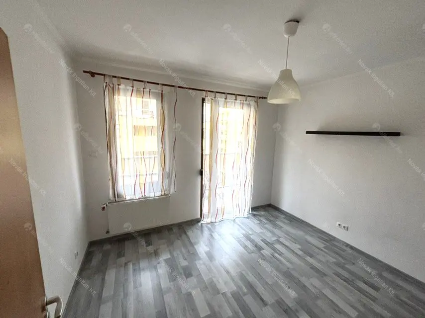 Kiadó albérlet 360000 Ft/hó áron: Budapest, XIII. kerület  Úszódaru utca. Mérete: 58 nm, 3 szobás | Alberlet.hu - 6694798