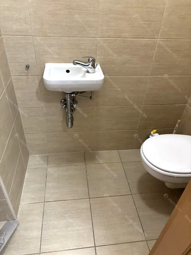 Kiadó albérlet 360000 Ft/hó áron: Budapest, XIII. kerület  Úszódaru utca. Mérete: 58 nm, 3 szobás | Alberlet.hu - 6694803