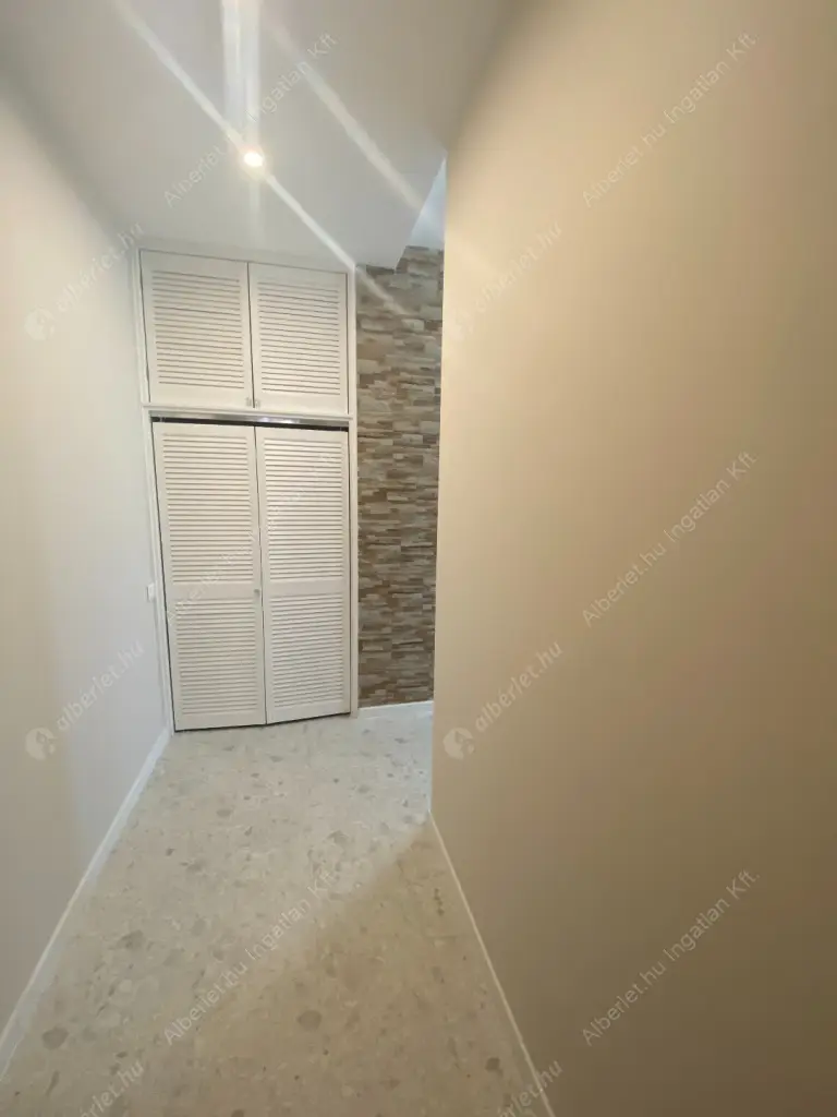 Kiadó albérlet 799000 Ft/hó áron: Budapest, XIII. kerület  Úszódaru utca. Mérete: 95 nm, 3 szobás | Alberlet.hu - 6615181