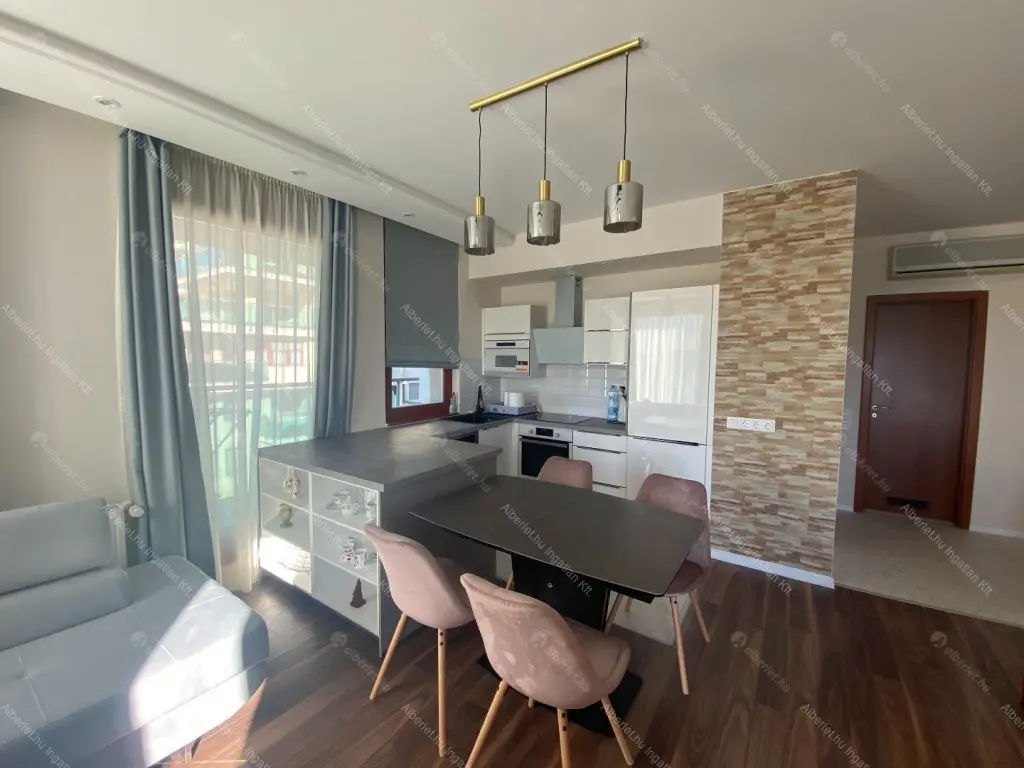 Kiadó albérlet 799000 Ft/hó áron: Budapest, XIII. kerület  Úszódaru utca. Mérete: 95 nm, 3 szobás | Alberlet.hu - 6669954