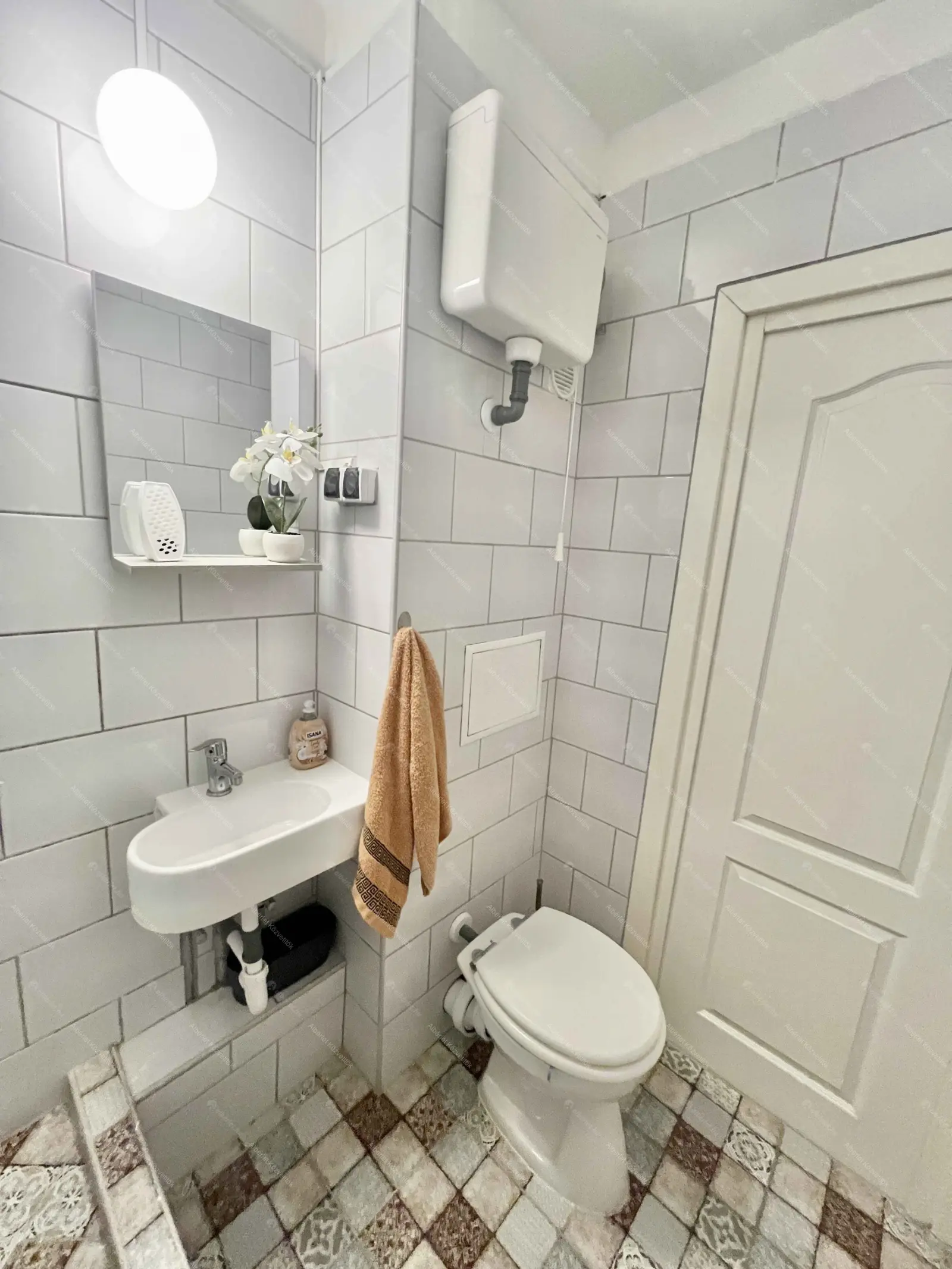 Kiadó albérlet 215000 Ft/hó áron: Budapest, XIII. kerület  Üteg utca. Mérete: 37 nm, 1 szobás | Alberlet.hu - 6658476