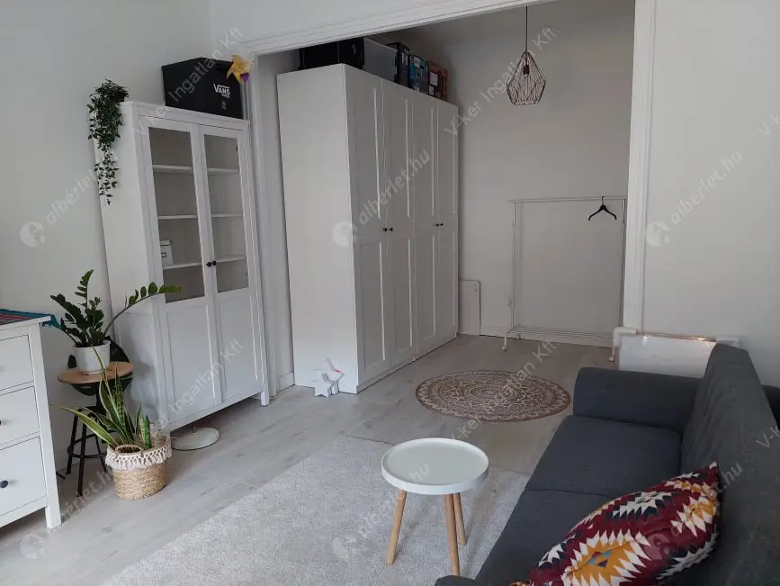 Kiadó albérlet 275000 Ft/hó áron: Budapest, XIII. kerület  Üteg utca. Mérete: 65 nm, 2 szobás | Alberlet.hu - 6628431