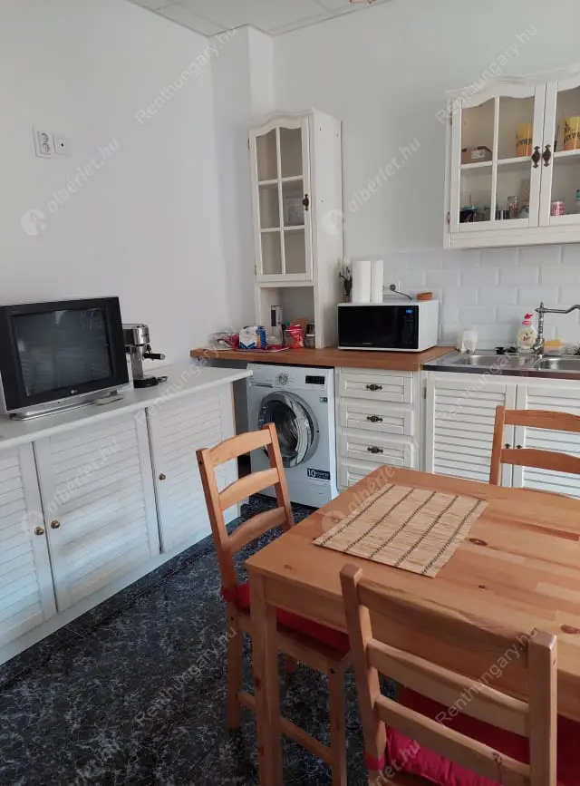 Kiadó albérlet 275000 Ft/hó áron: Budapest, XIII. kerület  Üteg utca. Mérete: 65 nm, 2 szobás | Alberlet.hu - 6632124