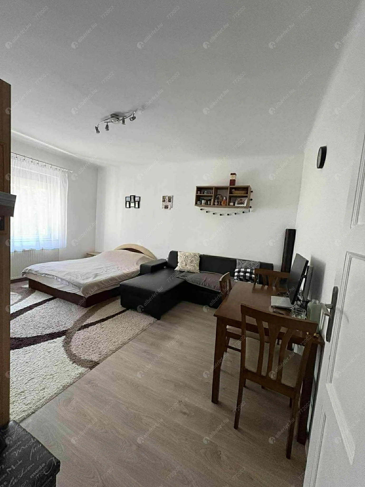 Kiadó albérlet 220000 Ft/hó áron: Budapest, XIII. kerület  Váci út. Mérete: 33 nm, 1 szobás | Alberlet.hu - 6601980