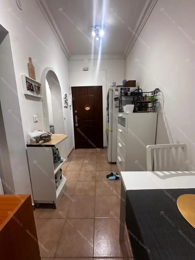 Kiadó albérlet 250000 Ft/hó áron: Budapest, XIII. kerület  Váci út. Mérete: 39 nm, 1 szobás | Alberlet.hu - 6690439