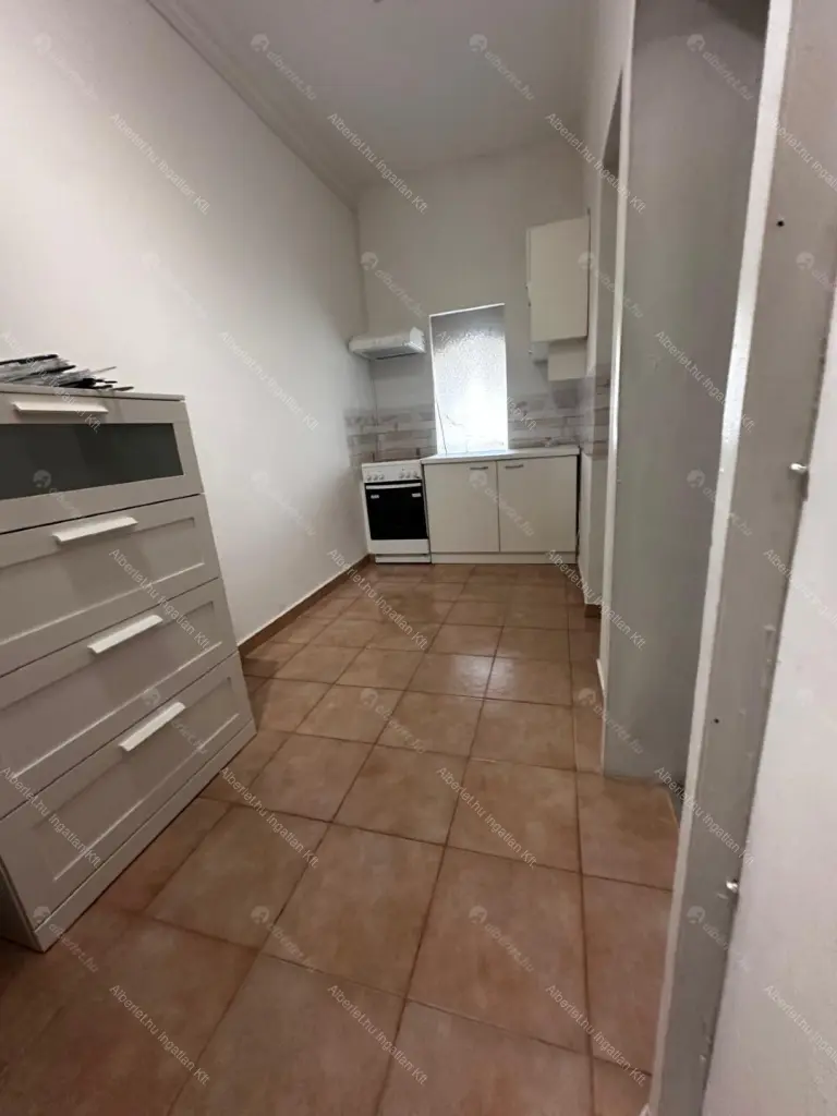 Kiadó albérlet 250000 Ft/hó áron: Budapest, XIII. kerület  Váci út. Mérete: 39 nm, 1 szobás | Alberlet.hu - 6690441