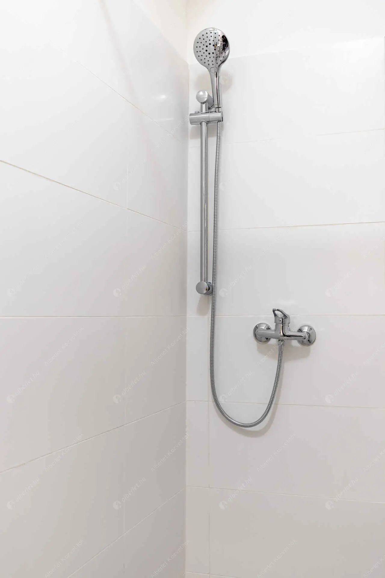 Kiadó albérlet 250000 Ft/hó áron: Budapest, XIII. kerület  Váci út. Mérete: 42 nm, 2 szobás | Alberlet.hu - 6589338