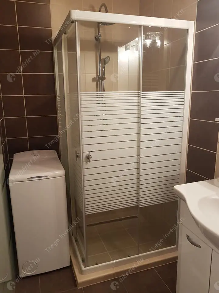 Kiadó albérlet 250000 Ft/hó áron: Budapest, XIII. kerület  Váci út. Mérete: 45 nm, 2 szobás | Alberlet.hu - 6611364