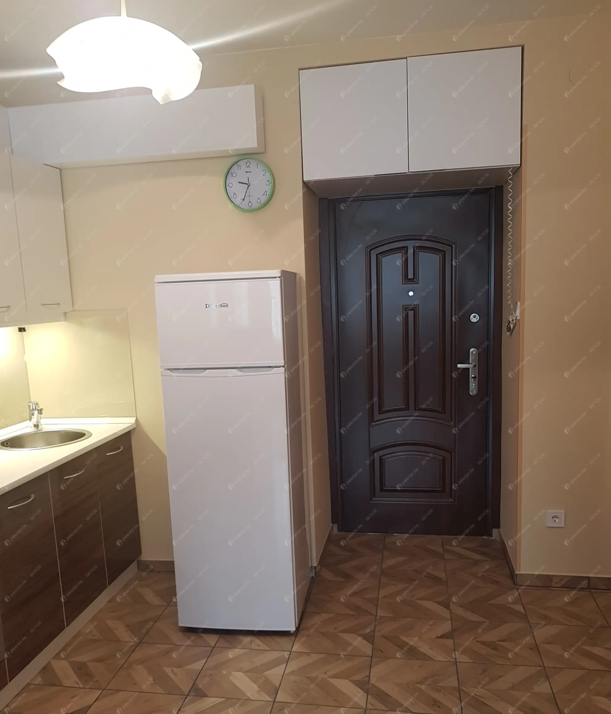 Kiadó albérlet 250000 Ft/hó áron: Budapest, XIII. kerület  Váci út. Mérete: 45 nm, 2 szobás | Alberlet.hu - 6582503